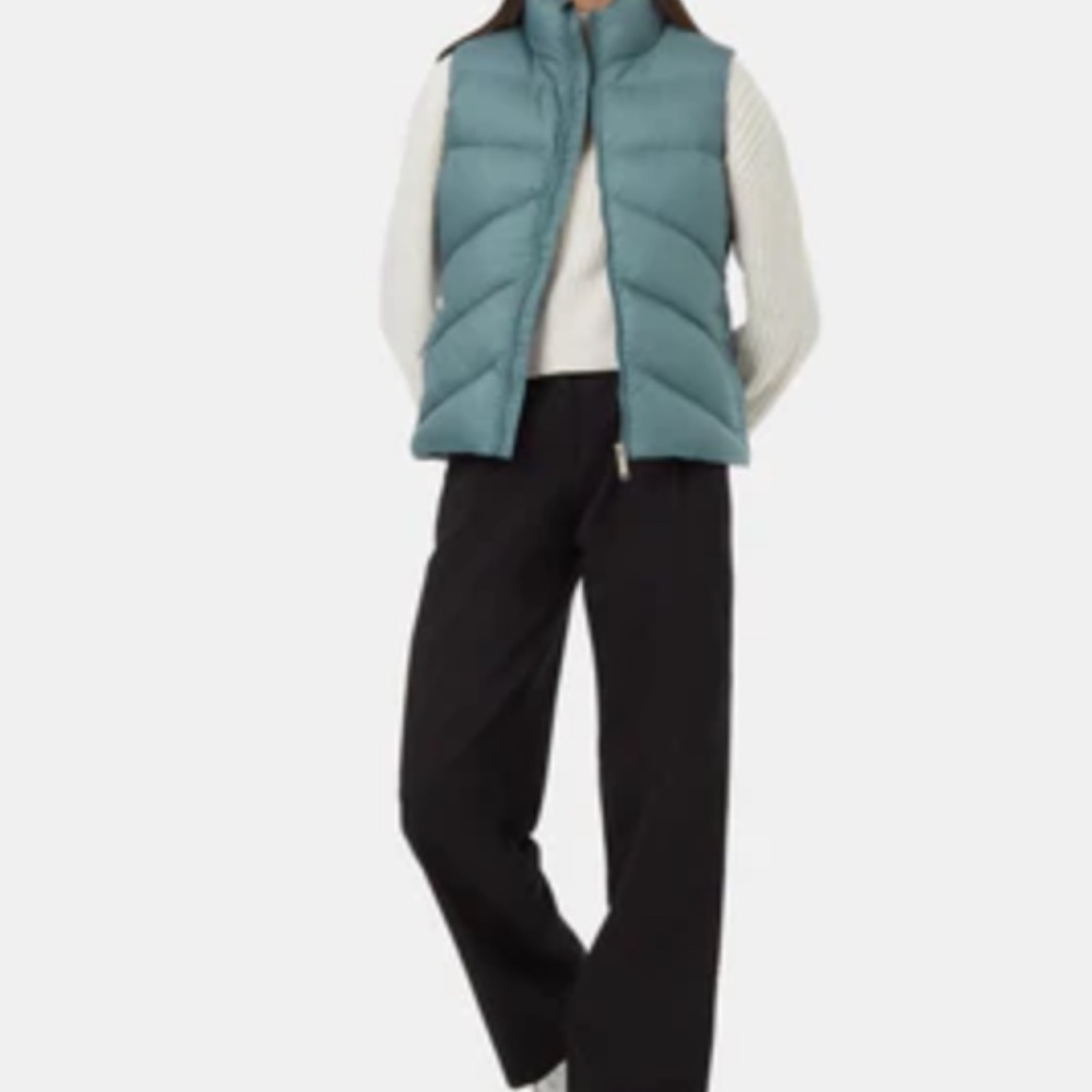 NWT Tentree Women's Puffer Vest in Silver Pine, Size Small
